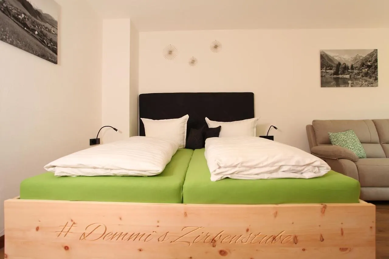 #Demmi'S Zirbenstube Apartman Altstadten